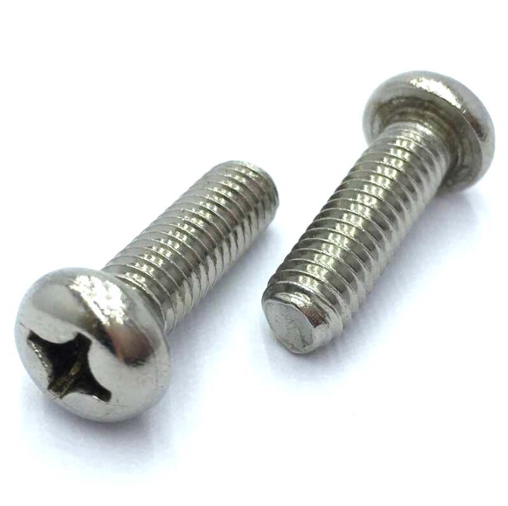 Was ist der Hauptunterschied zwischen Flachkopfschrauben und Senkkopfschrauben?