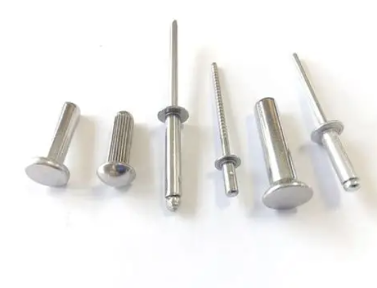 So wählen Sie die richtigen Nieten aus